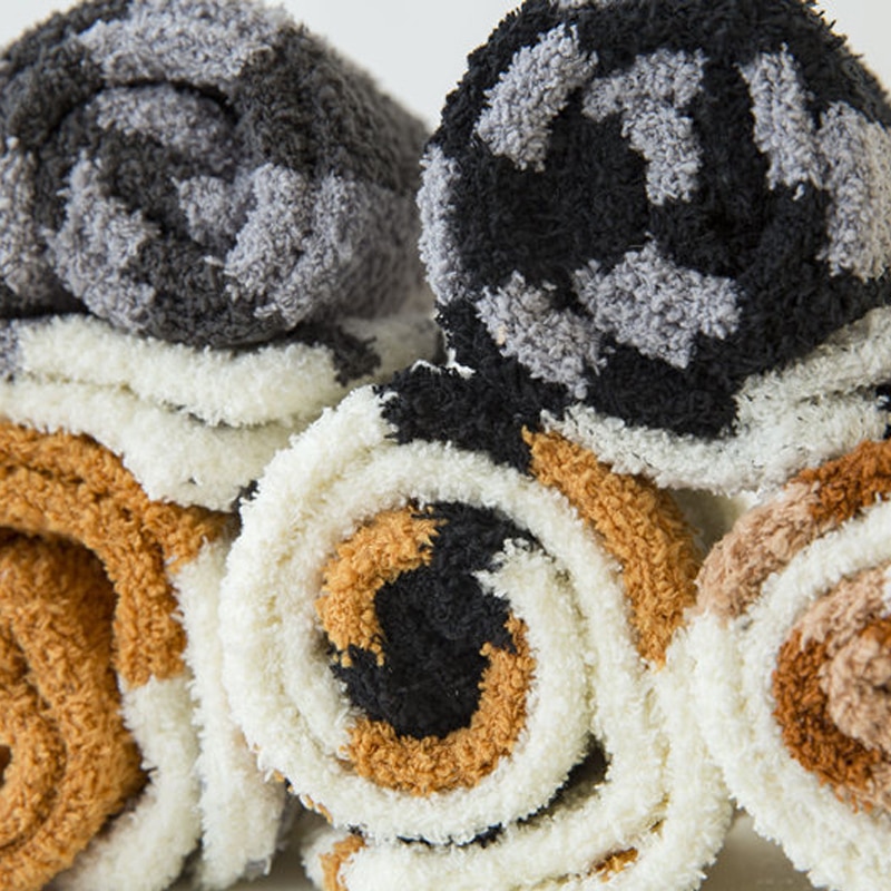 52142-8098d8.jpg cat claw socks