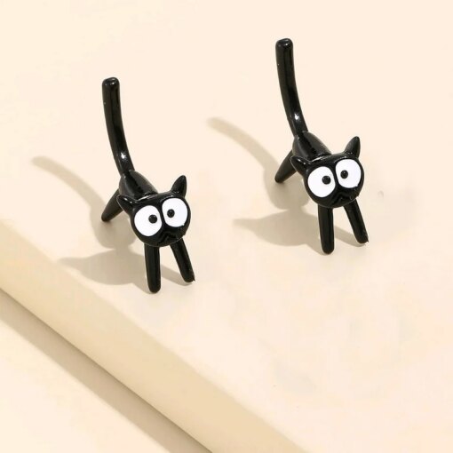 Hanging cat earrings